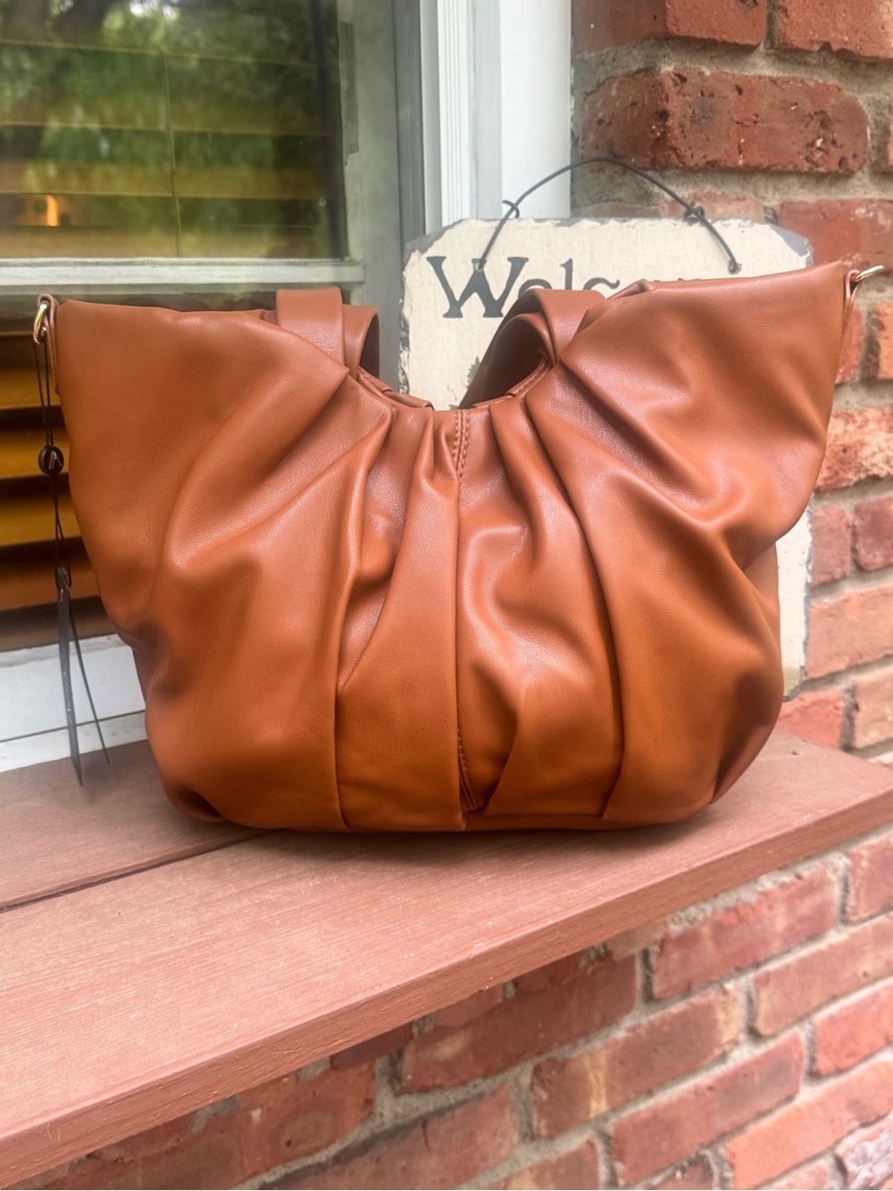 Izzy & Ali Vegan Leather Ruched Shoulder Bag w/ Crossbody Strap – NWT